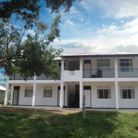 Romana Rest Kataragama Kültér fotó
