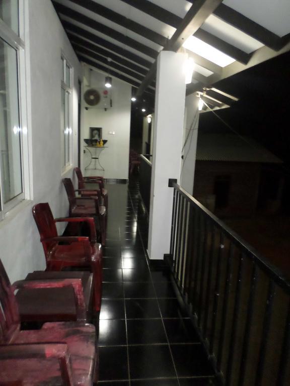 Romana Rest Kataragama Kültér fotó